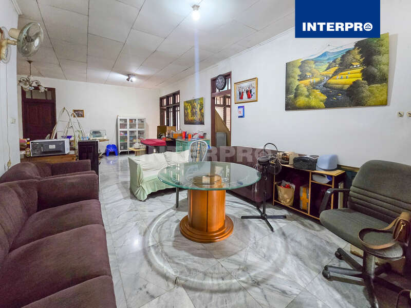 Rumah Dijual Intercon Taman Kebon Jeruk 275m2