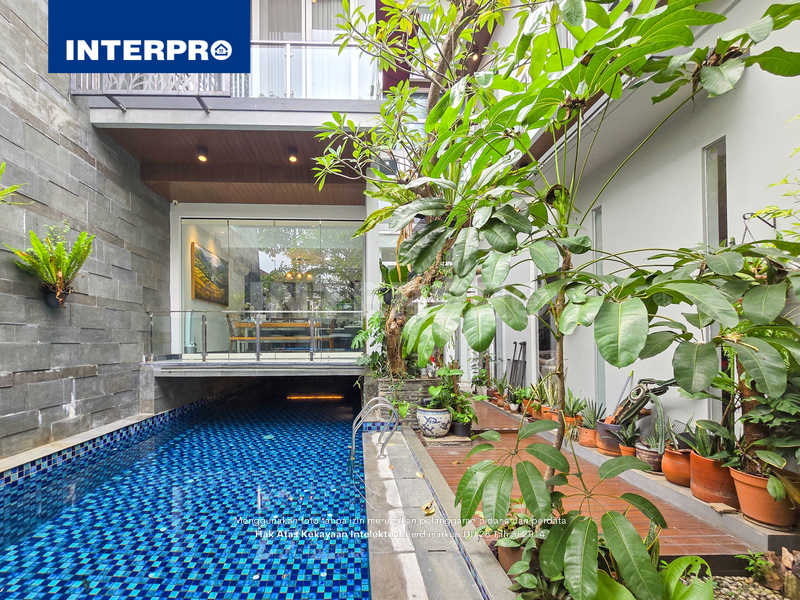 Rumah Mewah Dijual Permata Buana Rumah Mewah Dijual Permata Buana