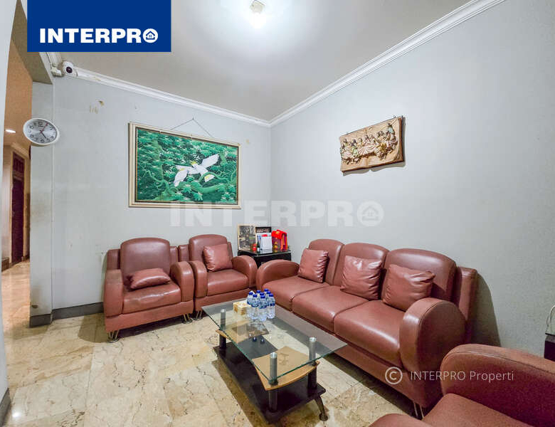 Rumah Dijual Taman Kedoya Baru 360m2