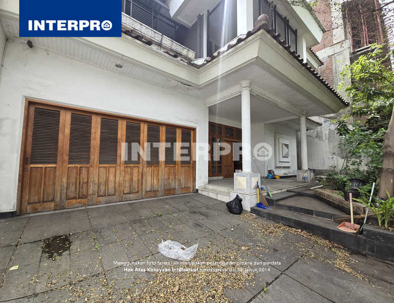 Rumah Disewakan Permata Buana 400m2 (1)